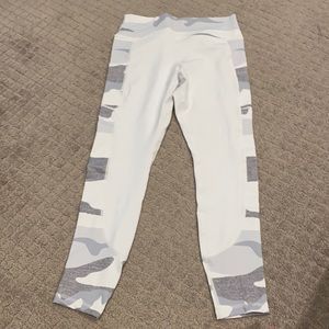 Curves and Combat boots NWOT leggings size L